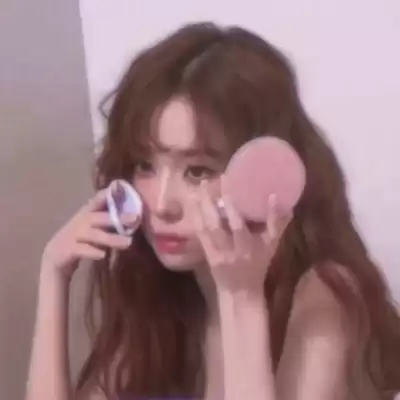 闻皎月